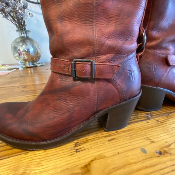 Frye Carmen leather boots, rarely worn, w box - Picture 3 of 7